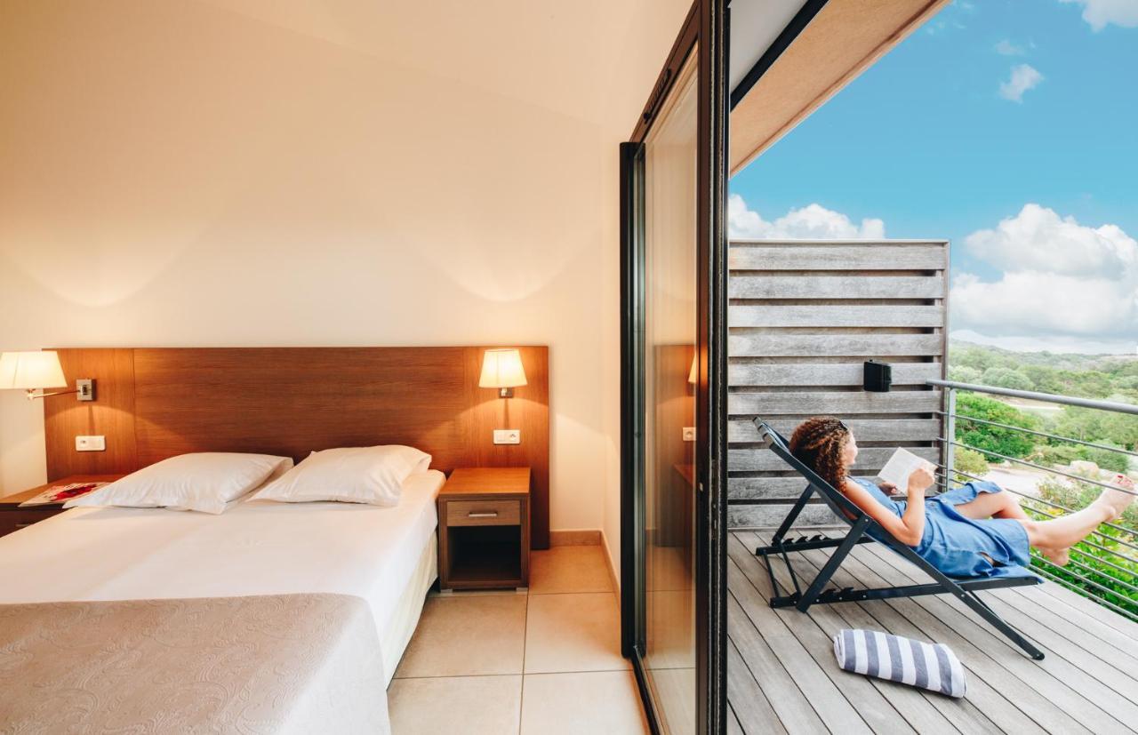 Residence Les Terrasses De Rondinara Бонифачо Экстерьер фото