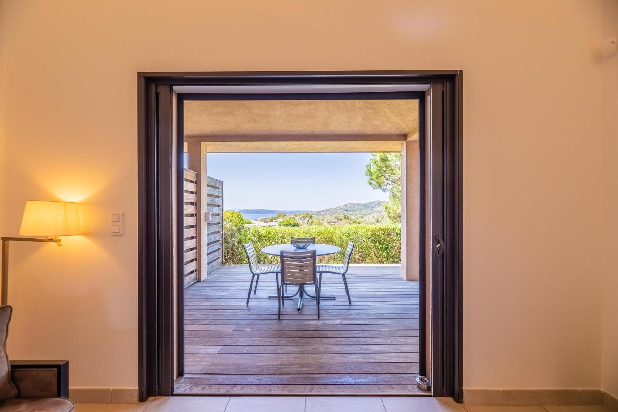 Residence Les Terrasses De Rondinara Бонифачо Экстерьер фото