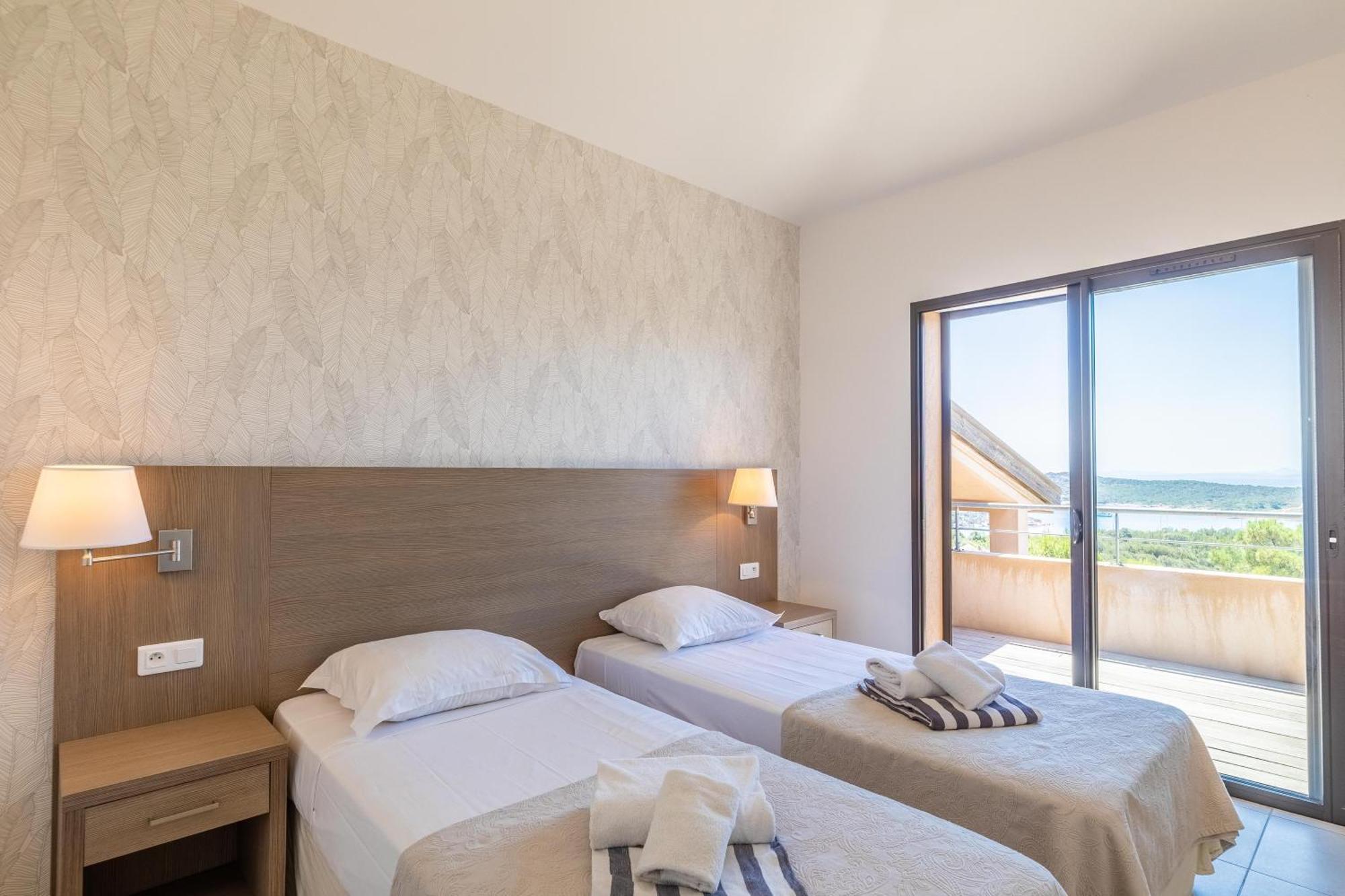 Residence Les Terrasses De Rondinara Бонифачо Экстерьер фото